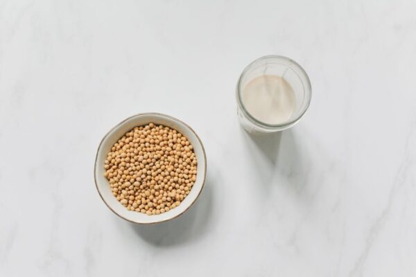 Lait de soja : bienfaits, limites et précautions selon votre profil